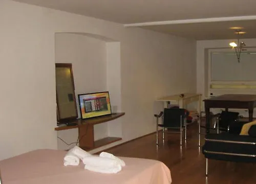 B&B Smeraldo Airport